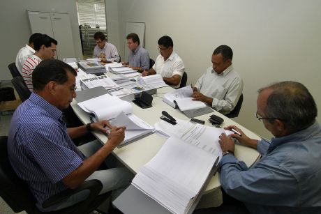 Comissão começa analisar documentos técnicos do VLT