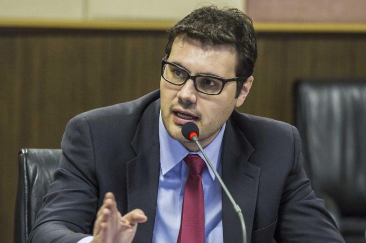 Folha de pagamento cresceu cinco vezes mais que arrecadação com ICMS
