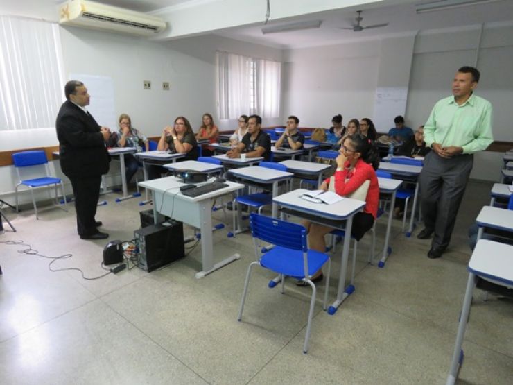 Servidores são capacitados em processos de aquisições