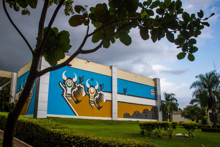 Governo de Mato Grosso paga salário de servidores na sexta-feira