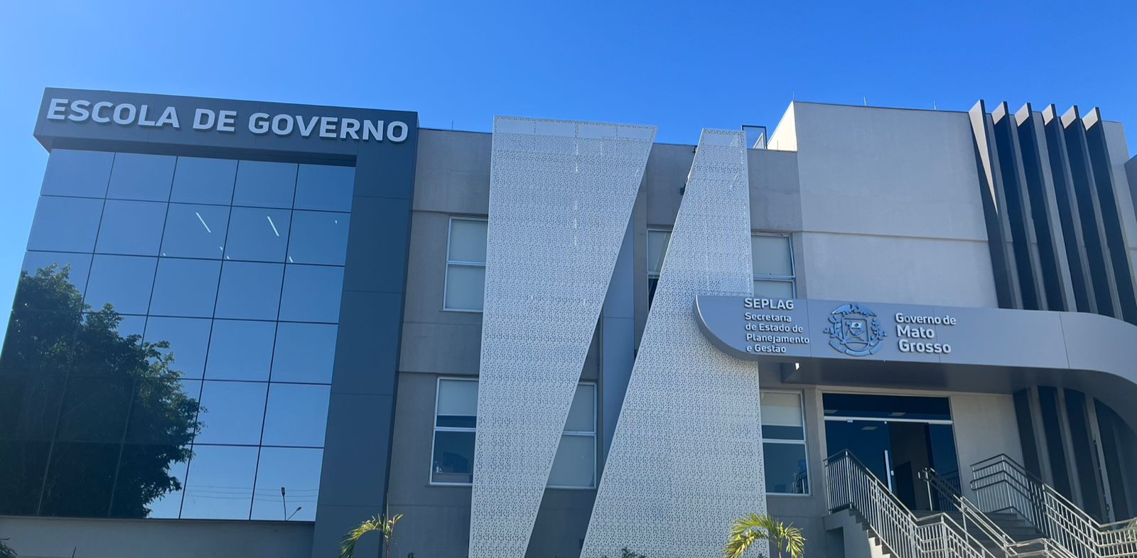 Escola de Governo oferta dois cursos sobre IA e pesquisa acadêmica