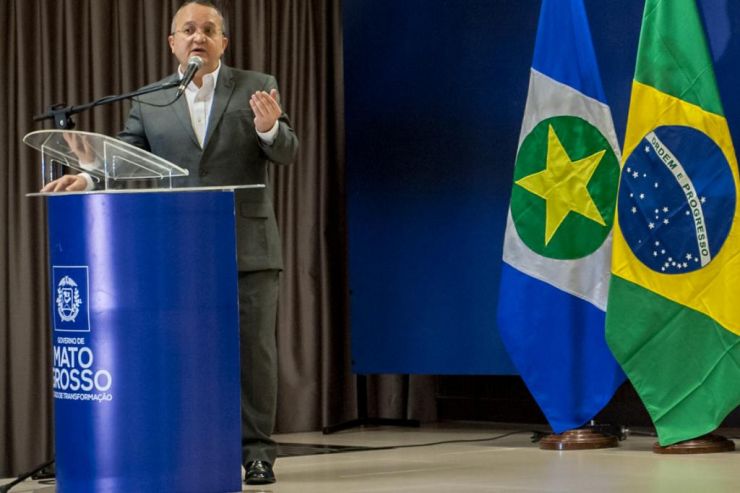 Governador participa de reunião com o Parlamento Latino-Americano