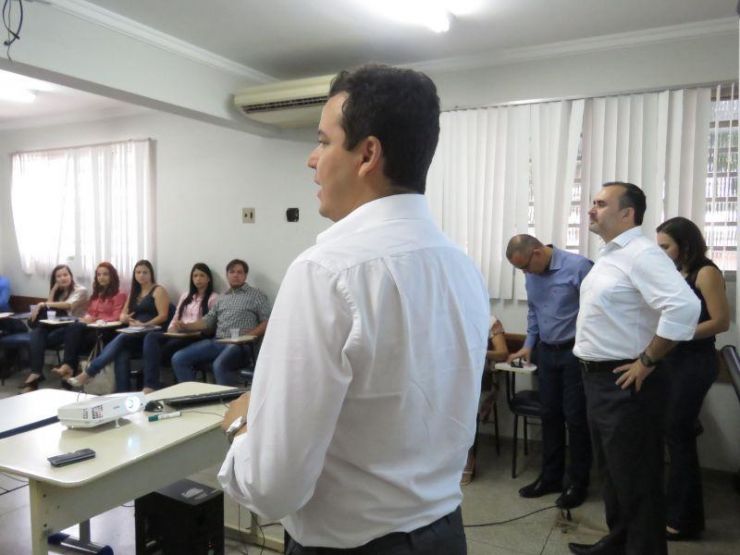 Novos auditores passam por curso de formação