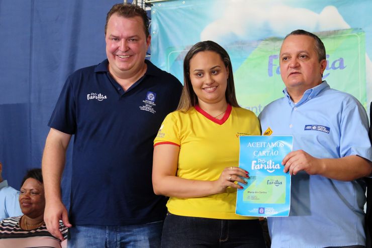 Castanheira é o 34° município a receber o cartão Pró-família