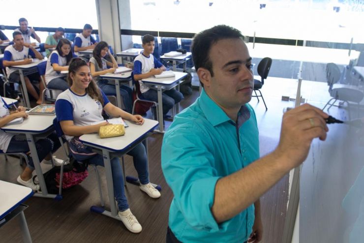MT realiza concurso inédito de quatro fases para professor da educação básica