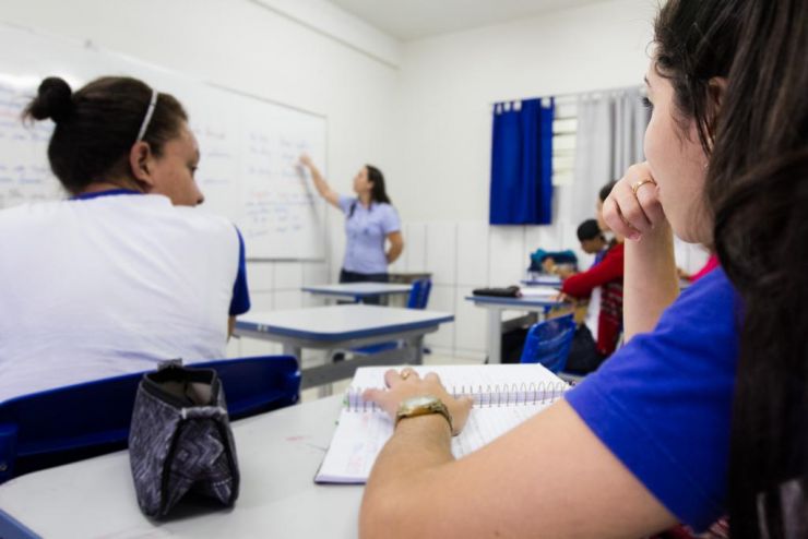 Conselhos de Comunidade Escolar devem seguir princípios de compras públicas