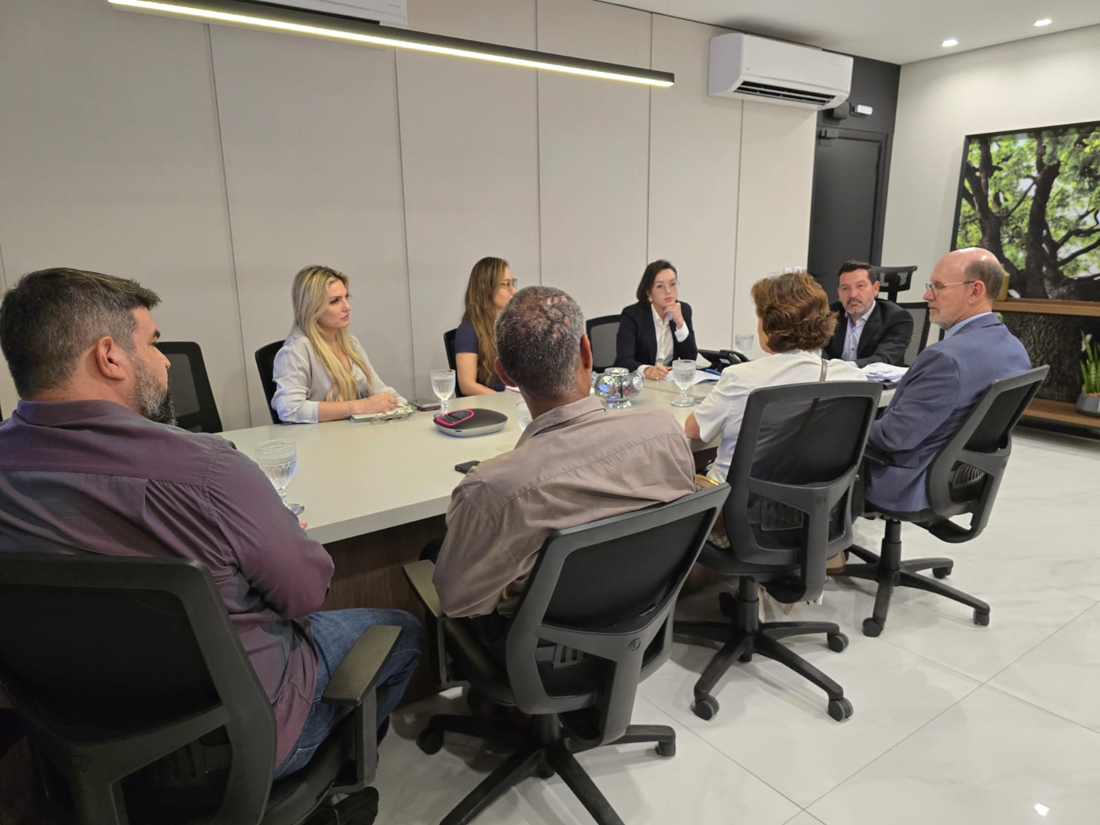 Seplag orienta Abrigo Bom Jesus sobre legislação que oportuniza a conversão do patrimônio em recursos para ampliar atendimento aos idosos