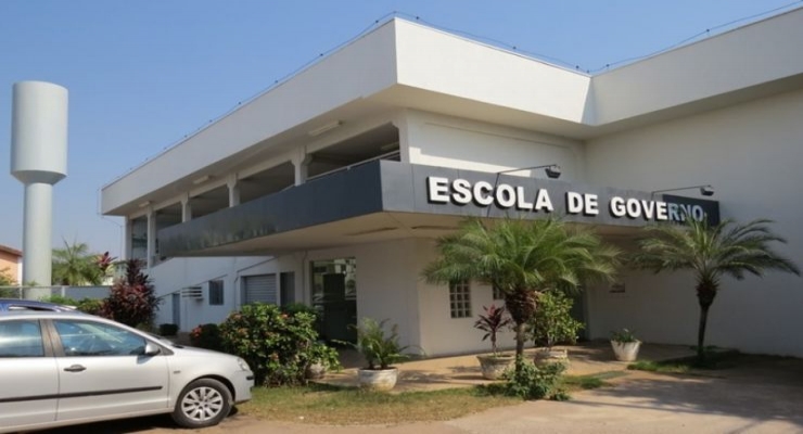 Escola de Governo oferece 105 vagas para três cursos de capacitação