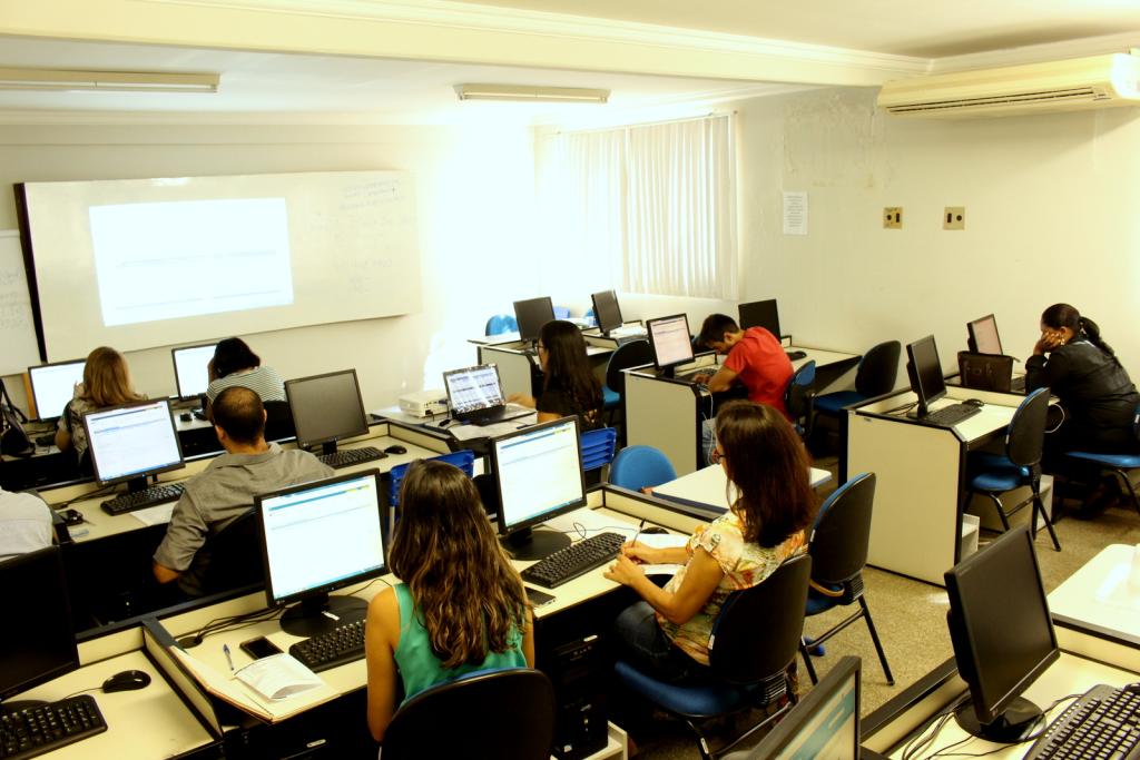Governo atua na capacitação de prefeituras para captação de recursos via convênios