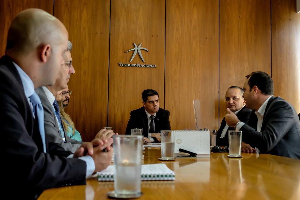 Governador cobra pagamento do FEX no Tesouro Nacional