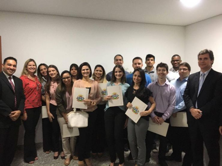Novos analistas e técnicos da PGE são empossados e já iniciam atividades